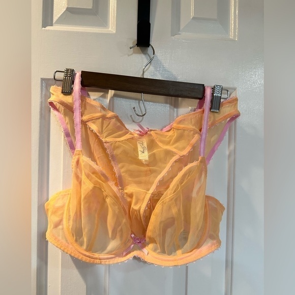 DEJA Day Bra and Panty Set - Picture 6 of 6